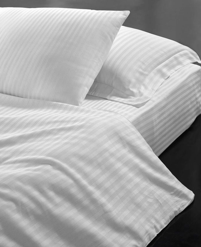 White stripe – Fitted Sheet