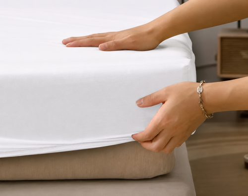 100% Waterproof – Mattress Protector