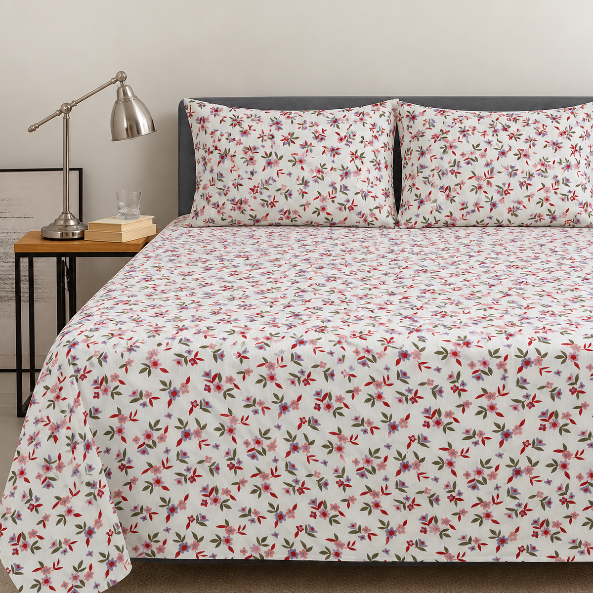 Rosy Meadow - Complete bedsheet