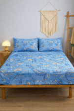 Blue Meadow Bliss – Fitted sheet